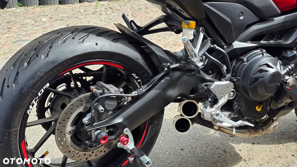 Yamaha MT - 11