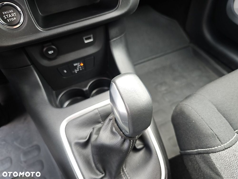 Citroën C3 1.2 PureTech GPF Shine S&S EAT6 - 23