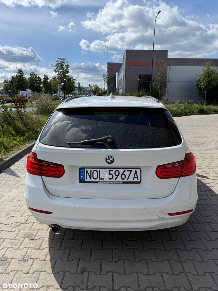 BMW Seria 3 320d - 5