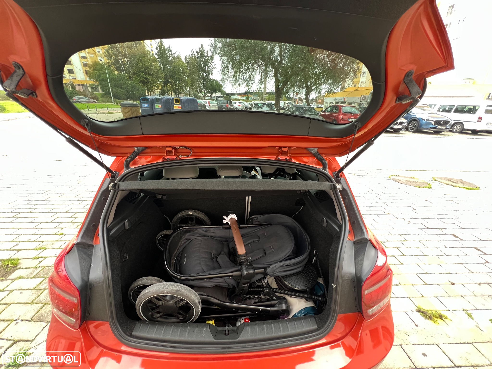 BMW 120 d Sport-Aut. Urban Line - 15