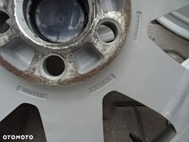 5x108x63,3  6,5Jx16 ET52,5 VOLWO Oryginalne 16 - 10