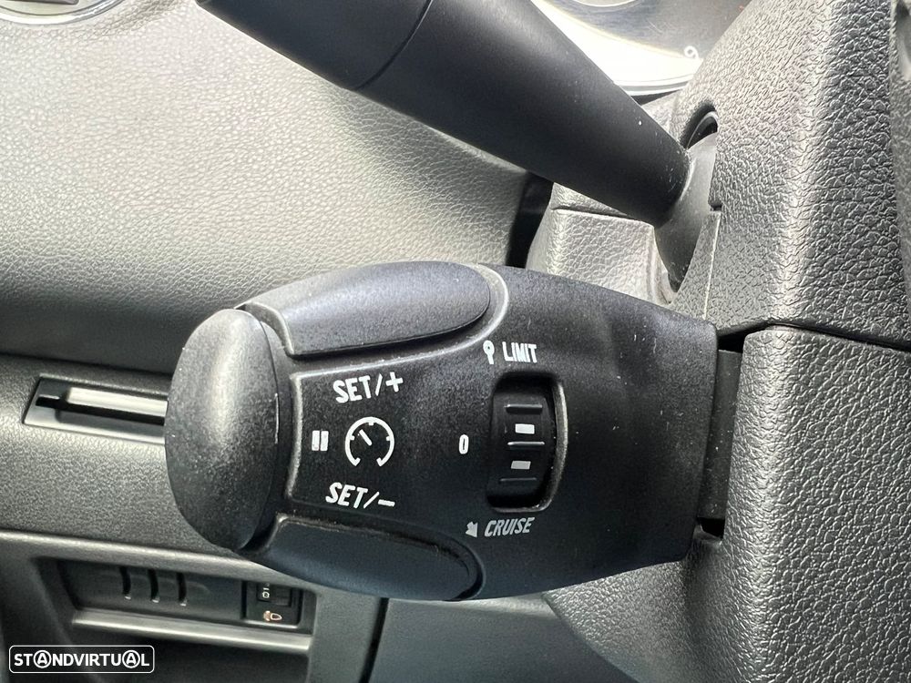 Peugeot 5008 1.6 HDi Executive - 14