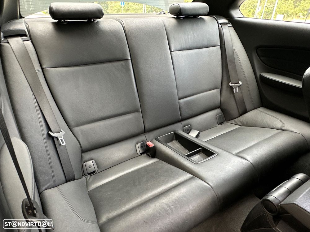 BMW 120 d DPF Edition Sport - 27