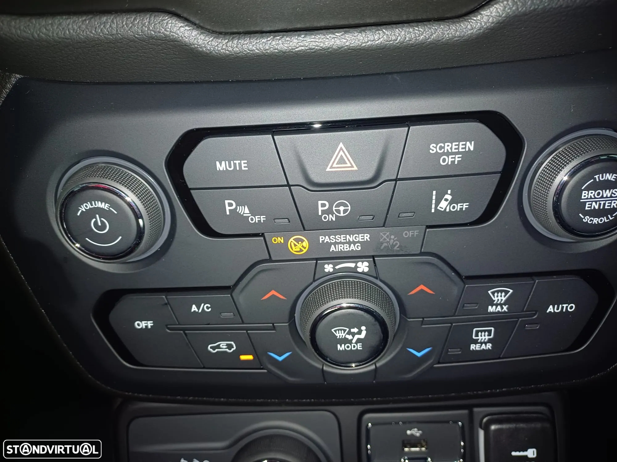 Jeep Renegade 1.3 TG 4Xe Limited - 10