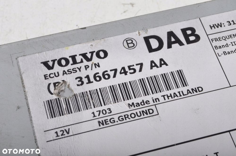 VOLVO S60 II V60 WZMACNIACZ ANTENOWY 31667457 AA - 2