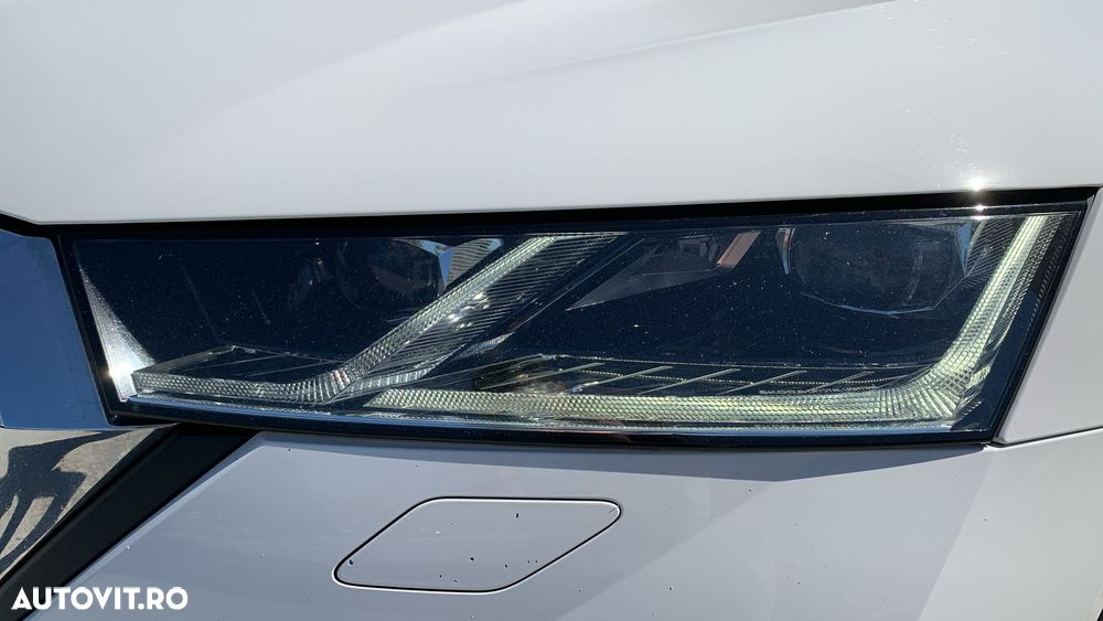 Skoda Octavia 2.0 TDI DSG Style - 2