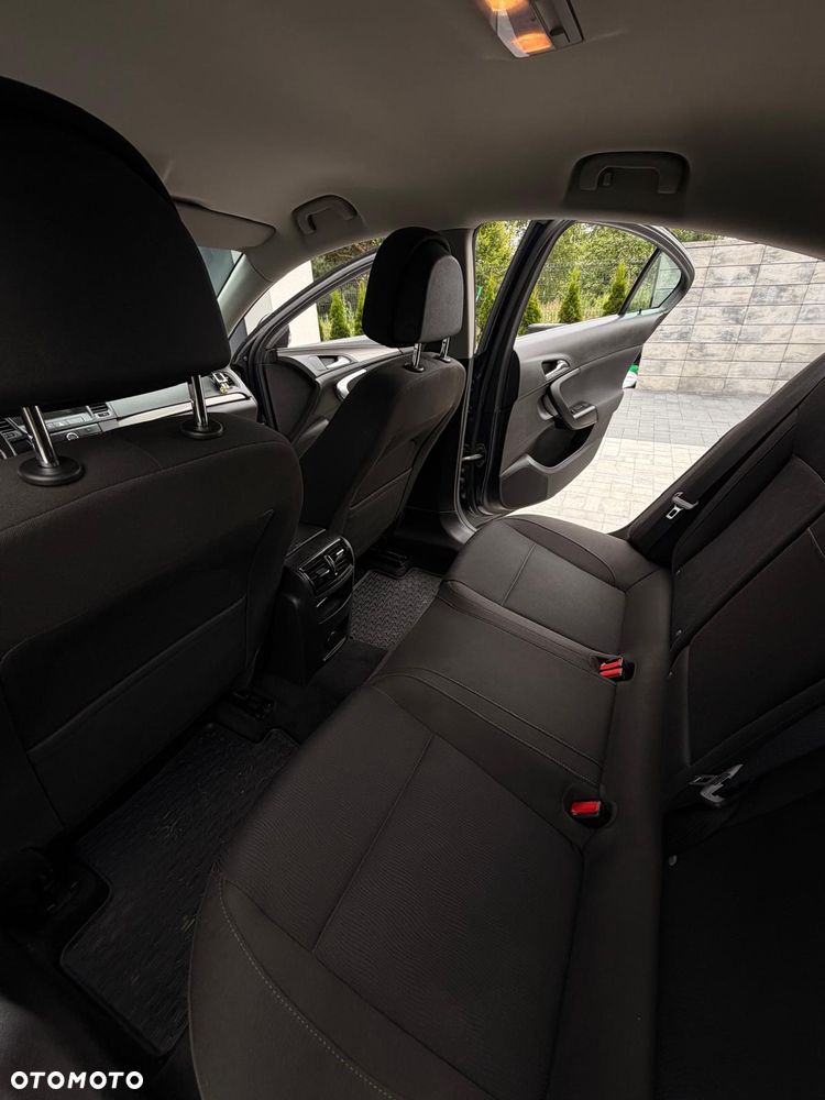 Opel Insignia 1.8 - 13