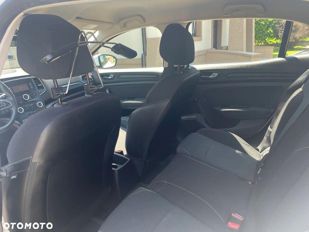 Renault Megane 1.6 SCe Life - 11