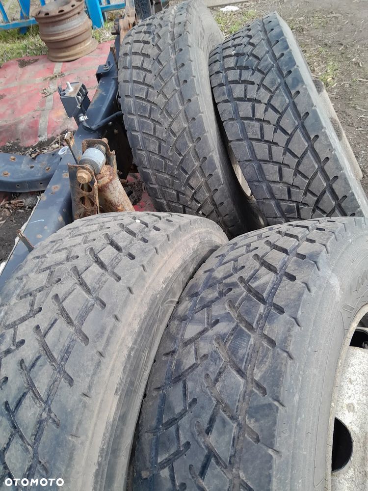 KOLO-KOLA 17.5 CALA 235X75X17.5  GOODYEAR - 1