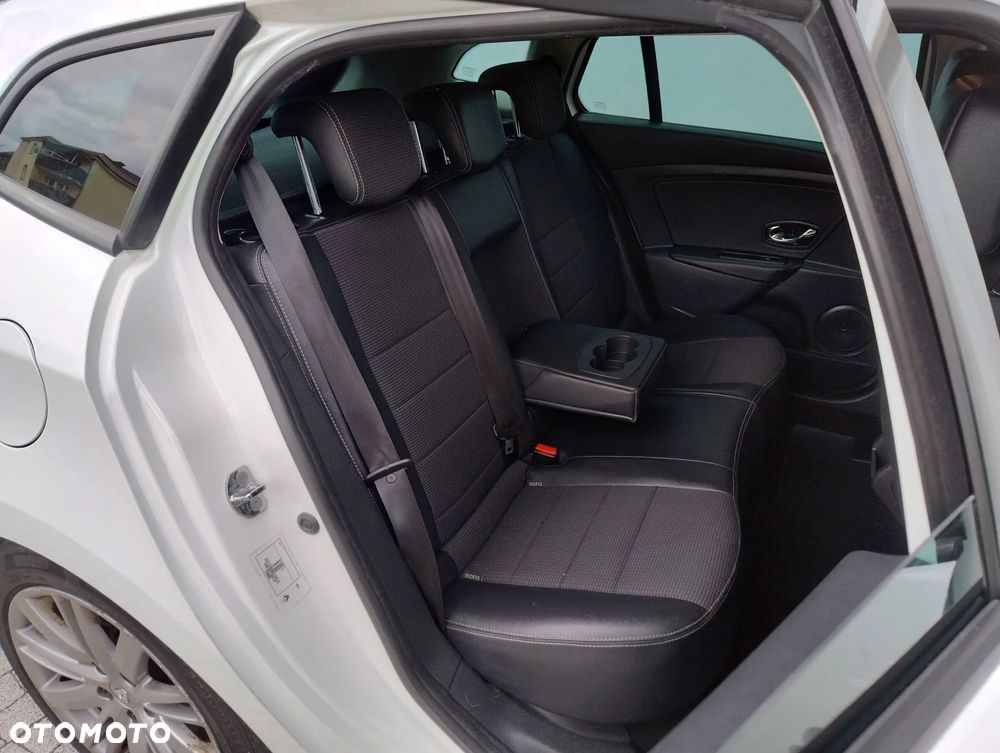 Renault Megane ENERGY dCi 130 GT LINE - 19