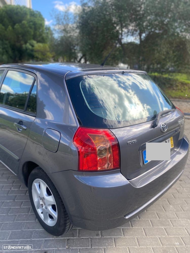 Toyota Corolla 1.4 D-4D - 1