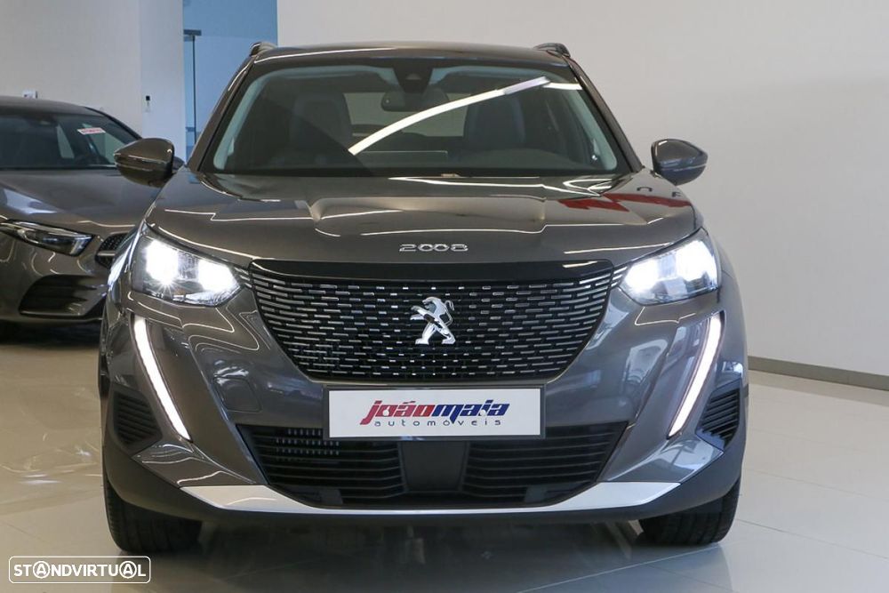 Peugeot 2008 1.2 PureTech Allure EAT8 - 11