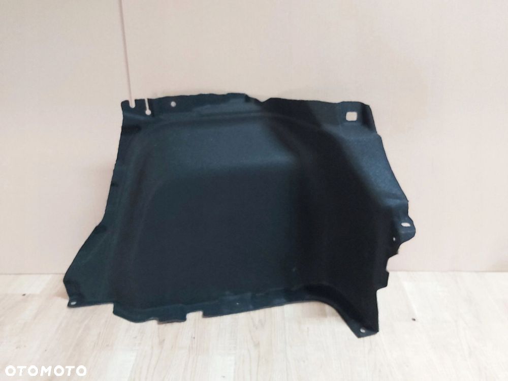 Toyota AYGO X CROSS boczek bagażnika prawy tył 64730-0H030 - 1
