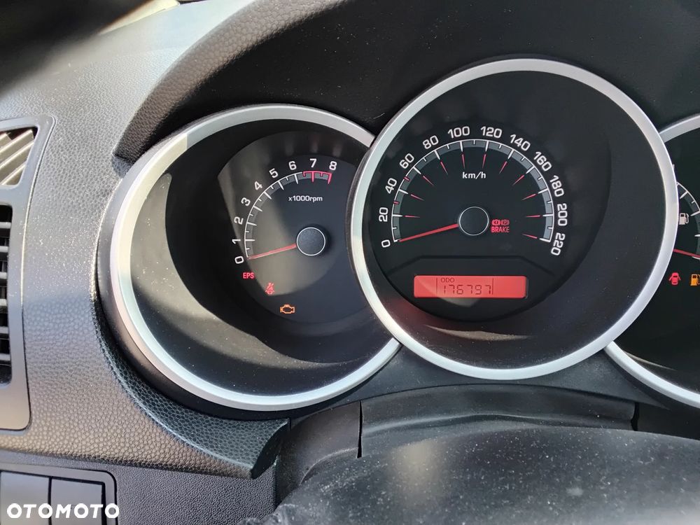 Kia Venga 1.4 L - 9