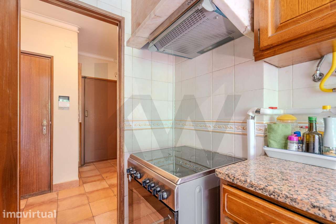 T2 em Linda-a-velha: conforto, centralidade e tranquilidade a poucos m - Grande imagem: 4/32
