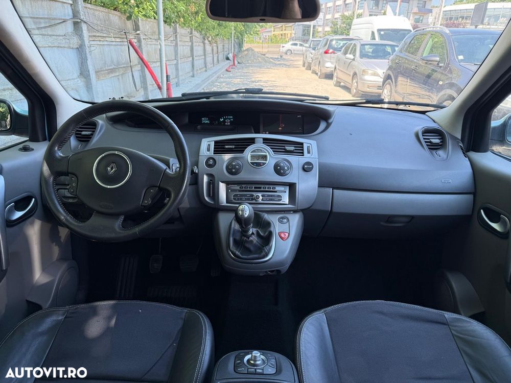 Renault Scenic - 5