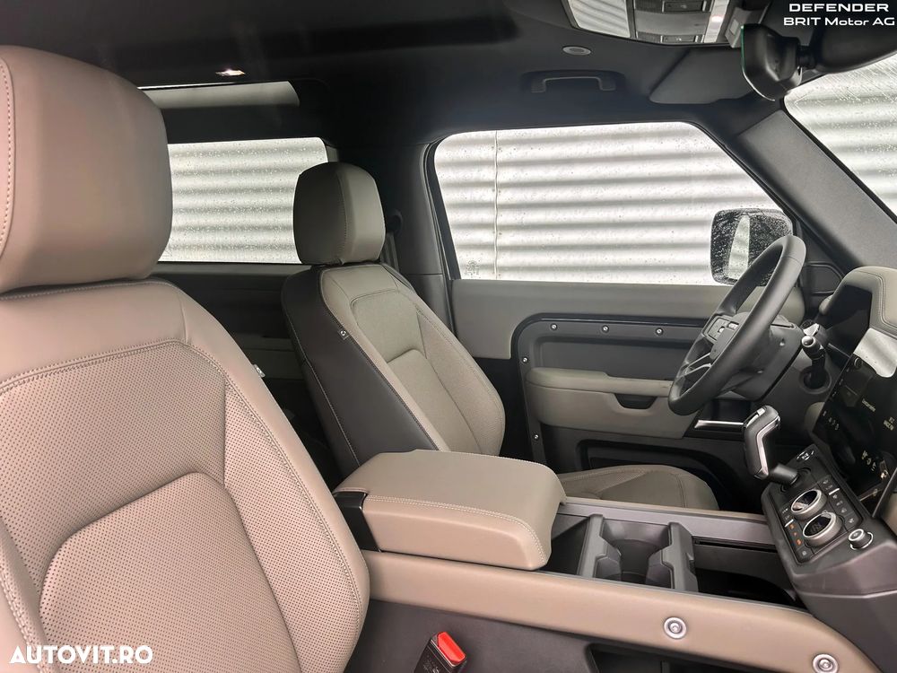 Land Rover Defender 90 3.0 D200 MHEV SE - 9