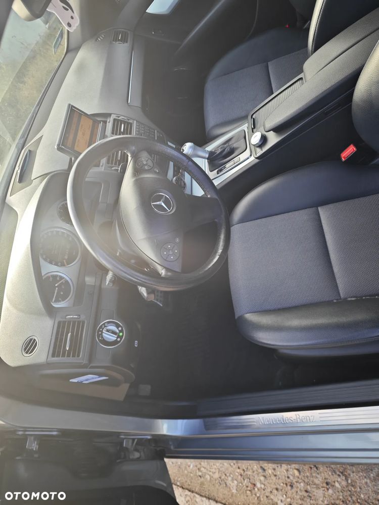 Mercedes-Benz Klasa C 320 CDI Avantgarde 4-Matic - 4