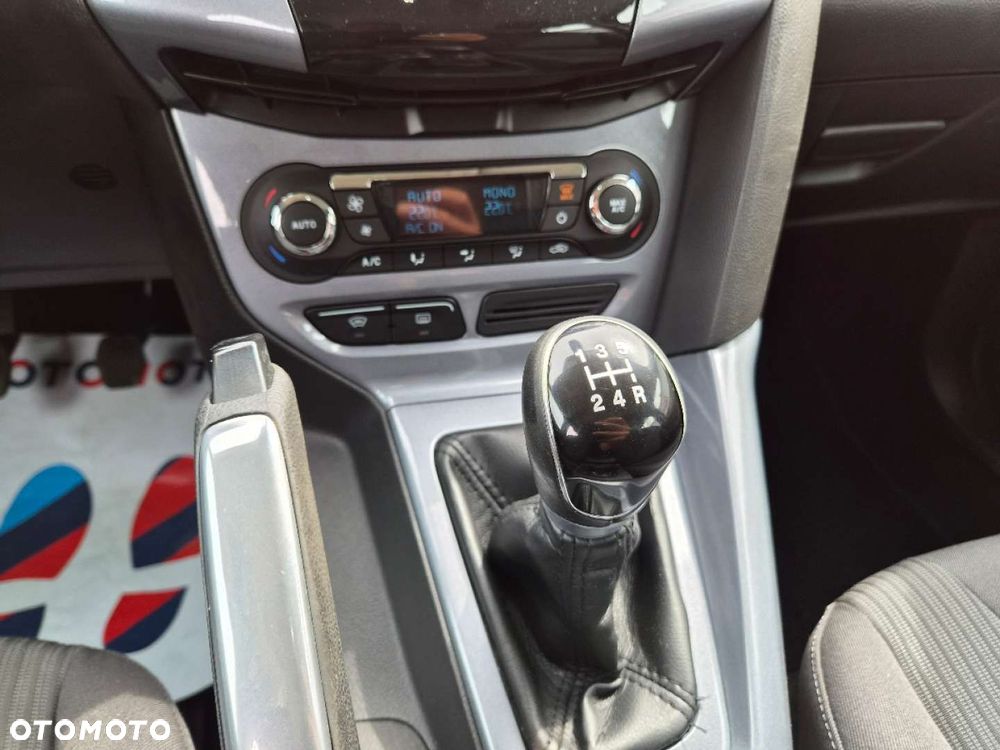 Ford Focus - 27