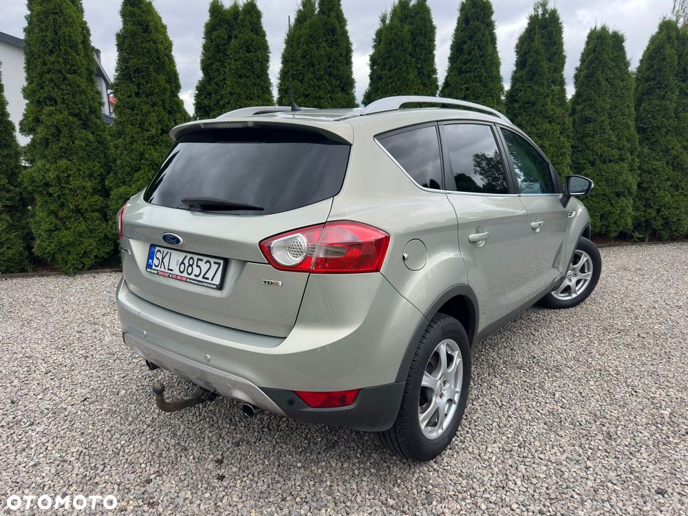 Ford Kuga 2.0 TDCi 4x4 Titanium - 3