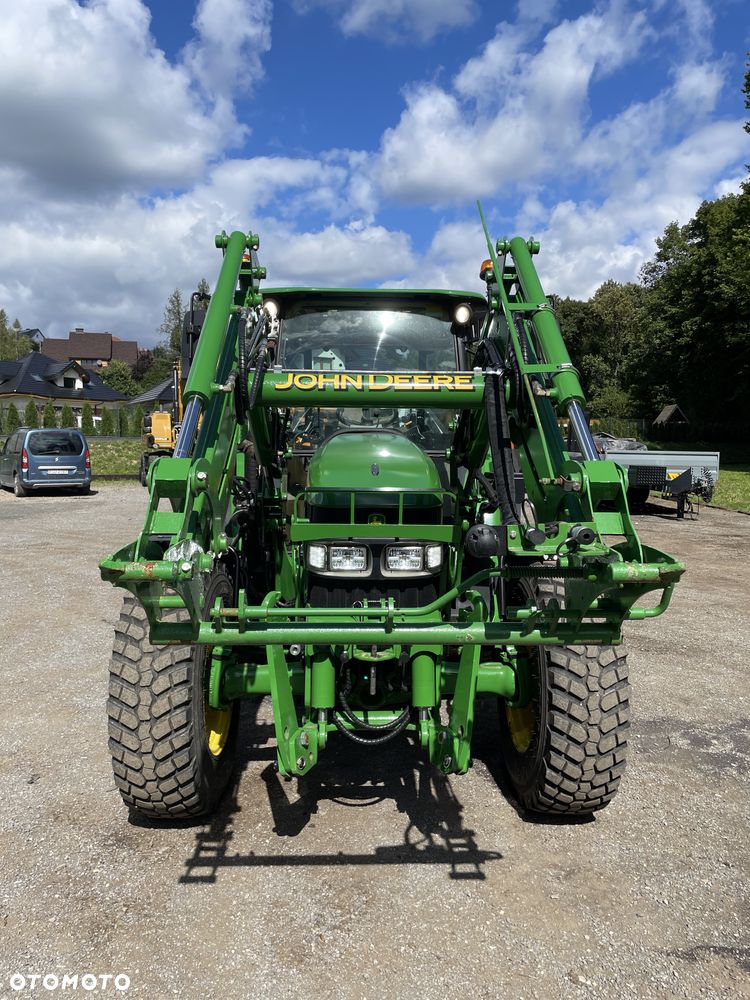 John Deere 5620 - 3