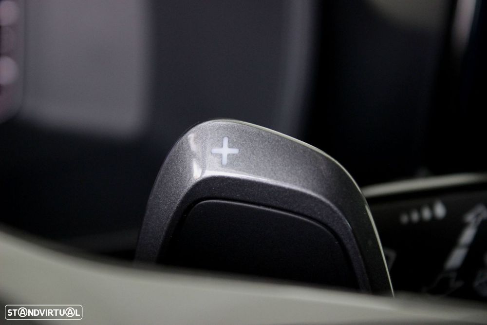 Cupra Leon 1.5 eTSI MID DSG - 17