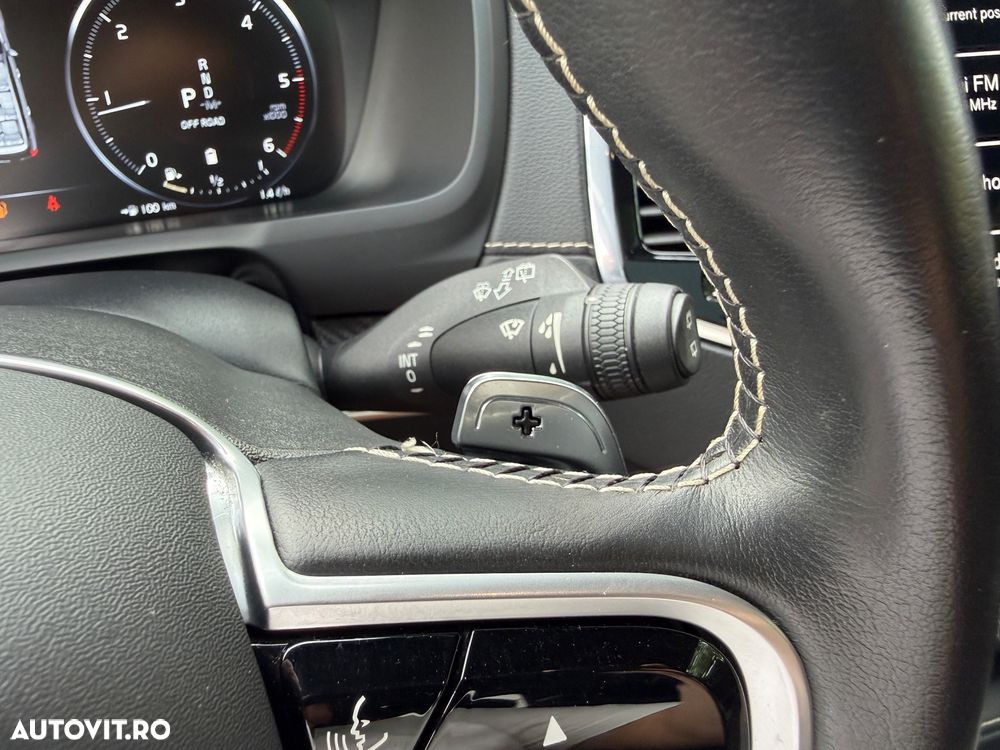 Volvo XC 90 B5 D AWD Geartronic RDesign - 38