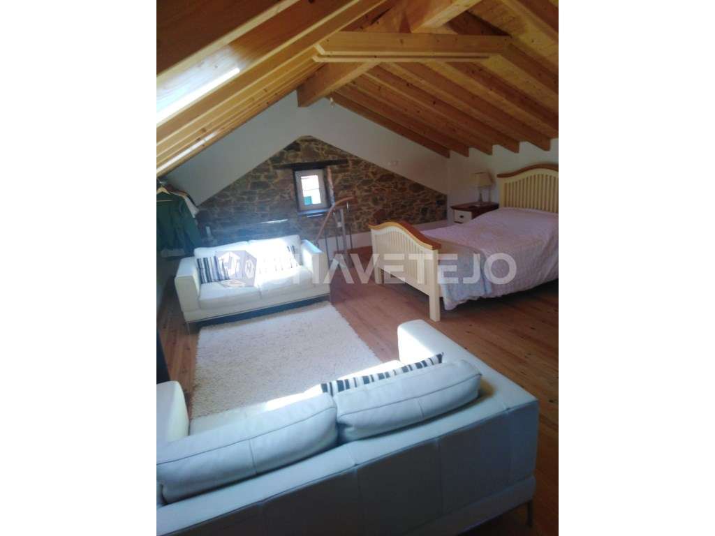 MORADIA DE DOIS QUARTOS RESTAURADA - Grande imagem: 4/27