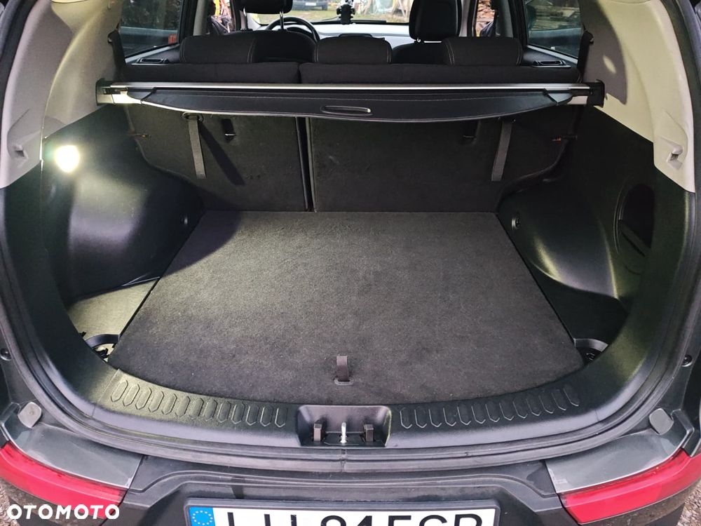 Kia Sportage 2.0 CRDI L - 8