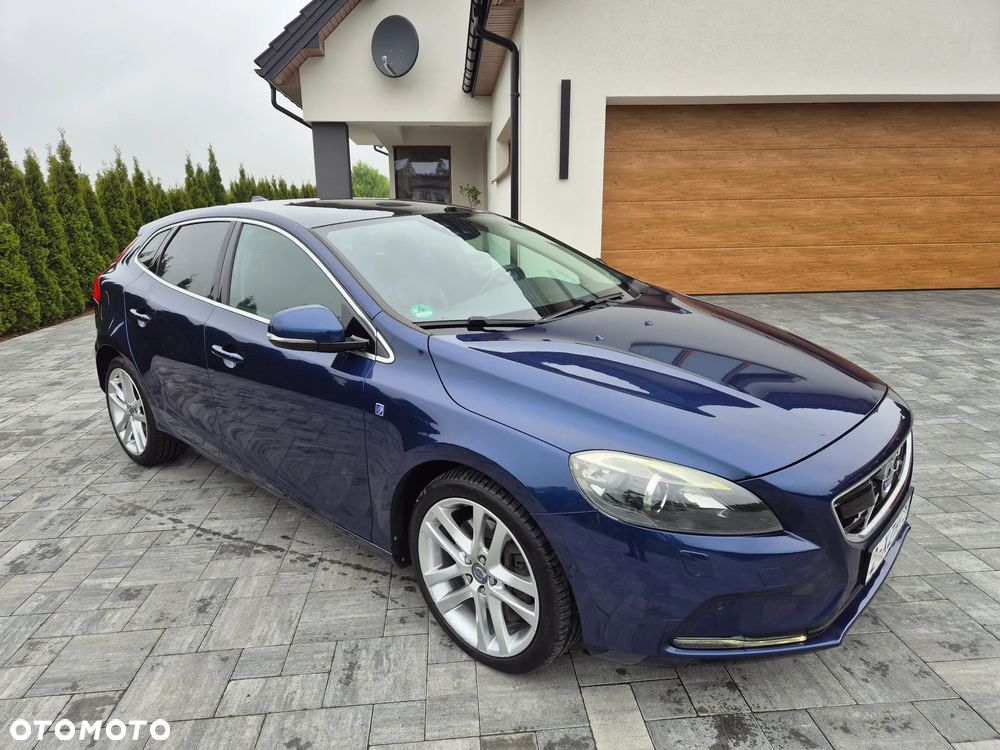 Volvo V40 D4 Ocean Race - 23