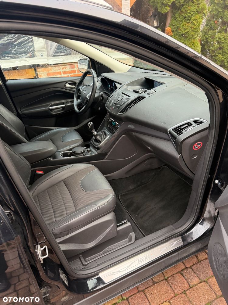 Ford Kuga 2.0 TDCi 4x4 Titanium - 13
