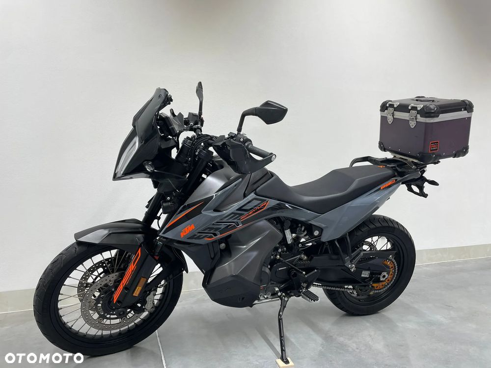 KTM Adventure - 8