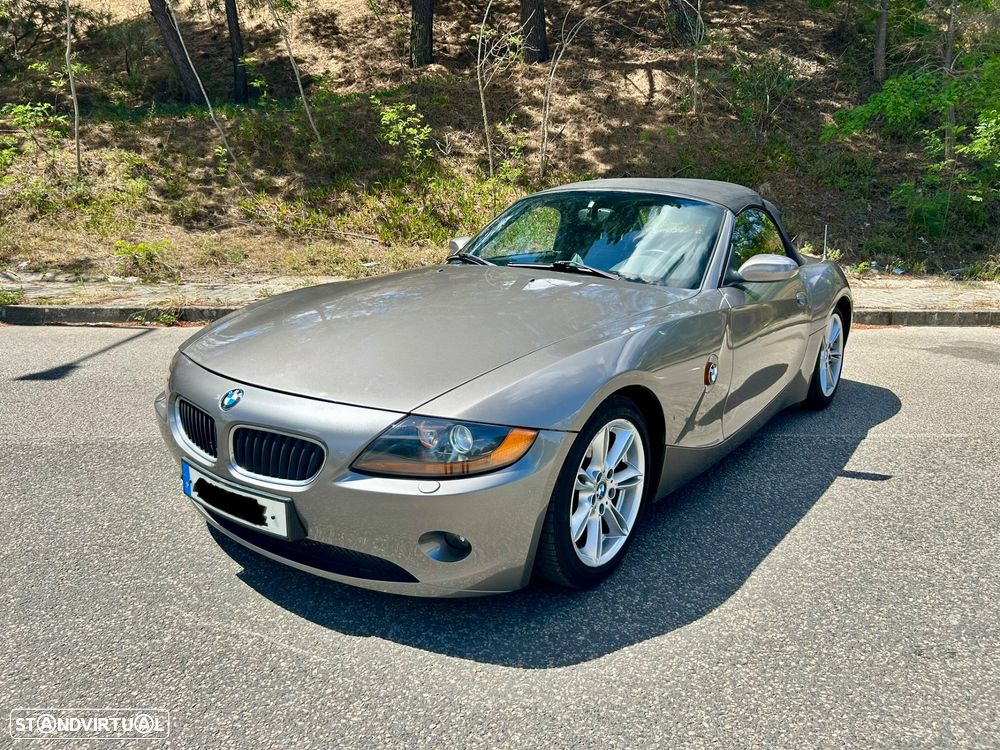 BMW Z4 2.5 - 12