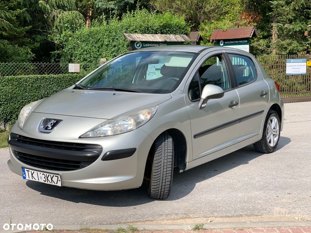 Peugeot 207 1.4 Trendy - 11