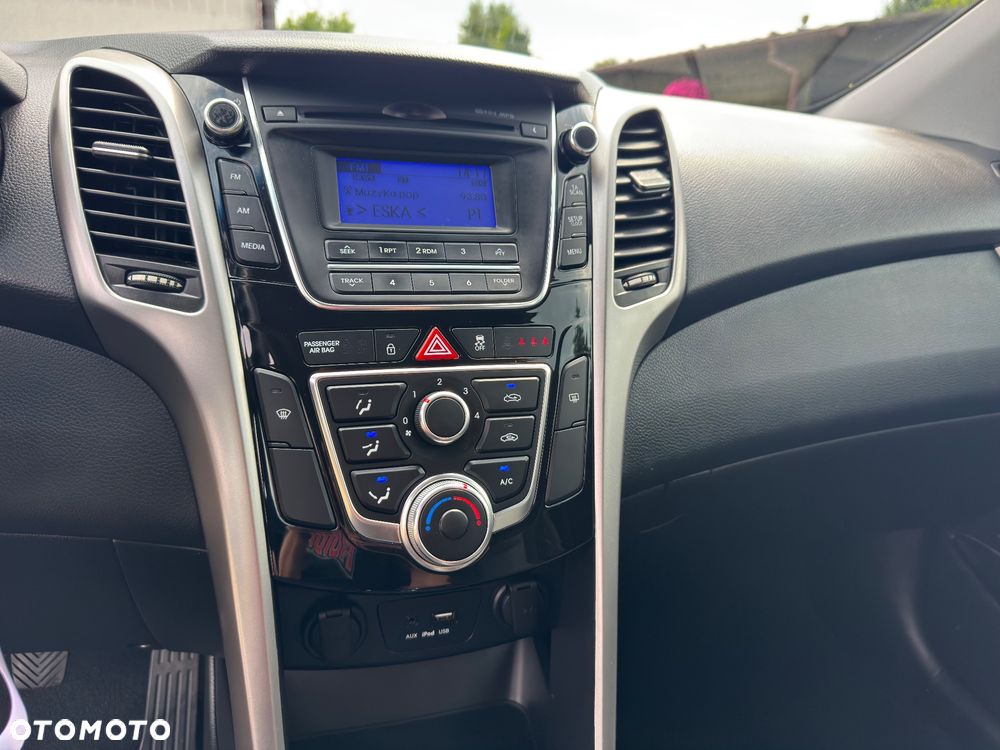 Hyundai i30 - 32