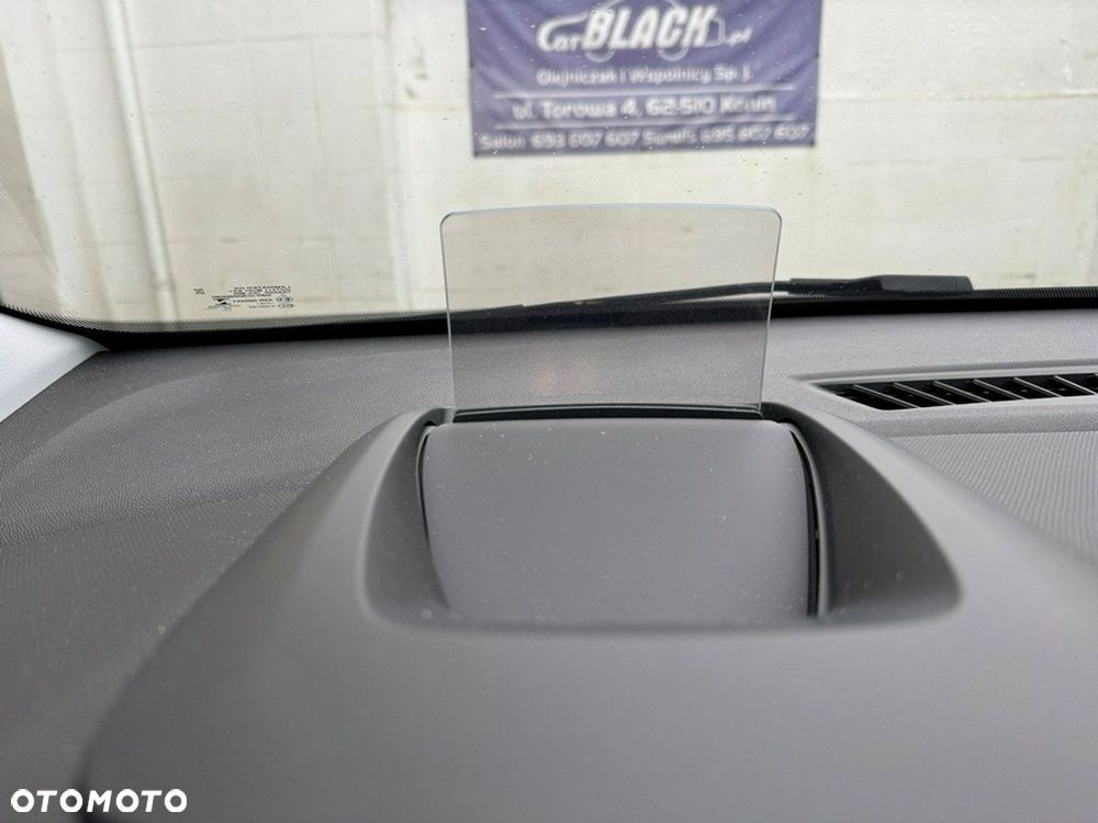 Opel Crossland X - 10