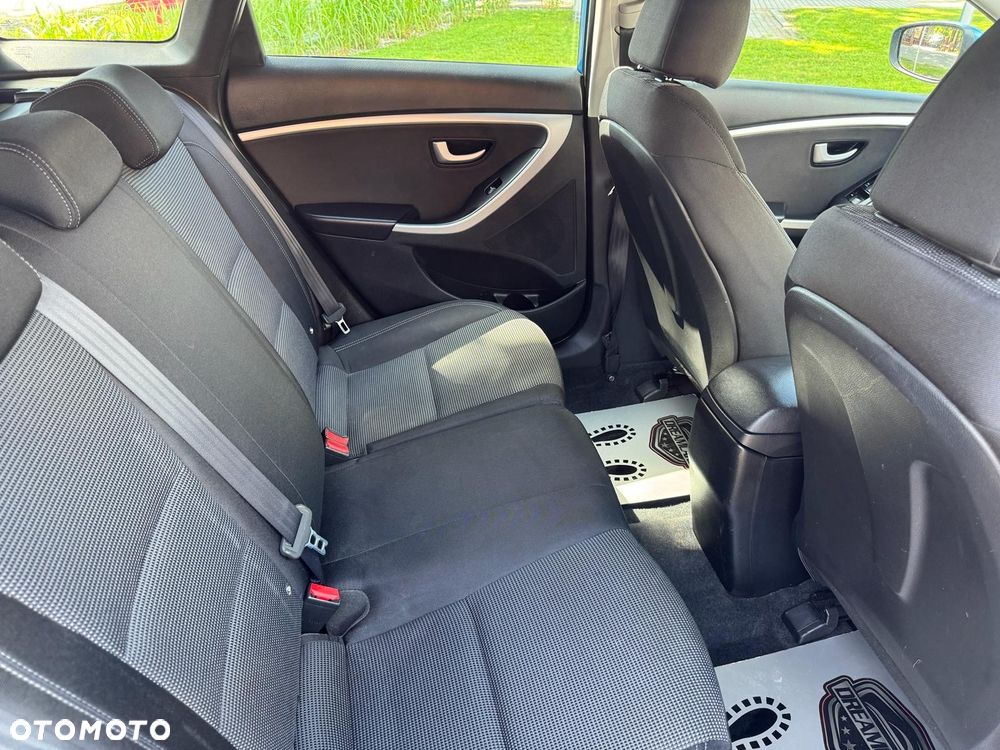 Hyundai i30 - 17