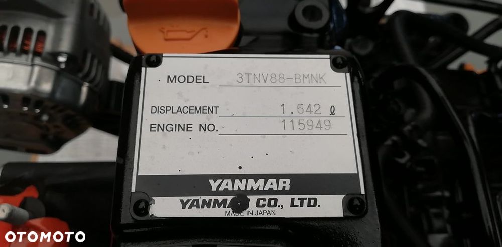 SILNIK YANMAR 3TNV88-BMNK 1,642L 28.2kW / 3000rpm 14500 zł netto - 8