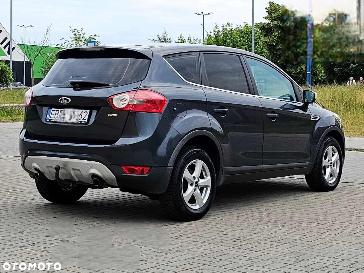 Ford Kuga 2.0 TDCi 4x4 Titanium - 4