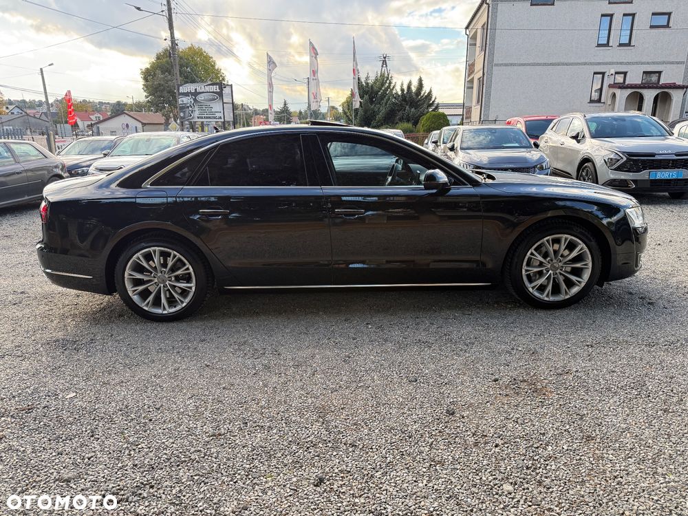 Audi A8 - 7