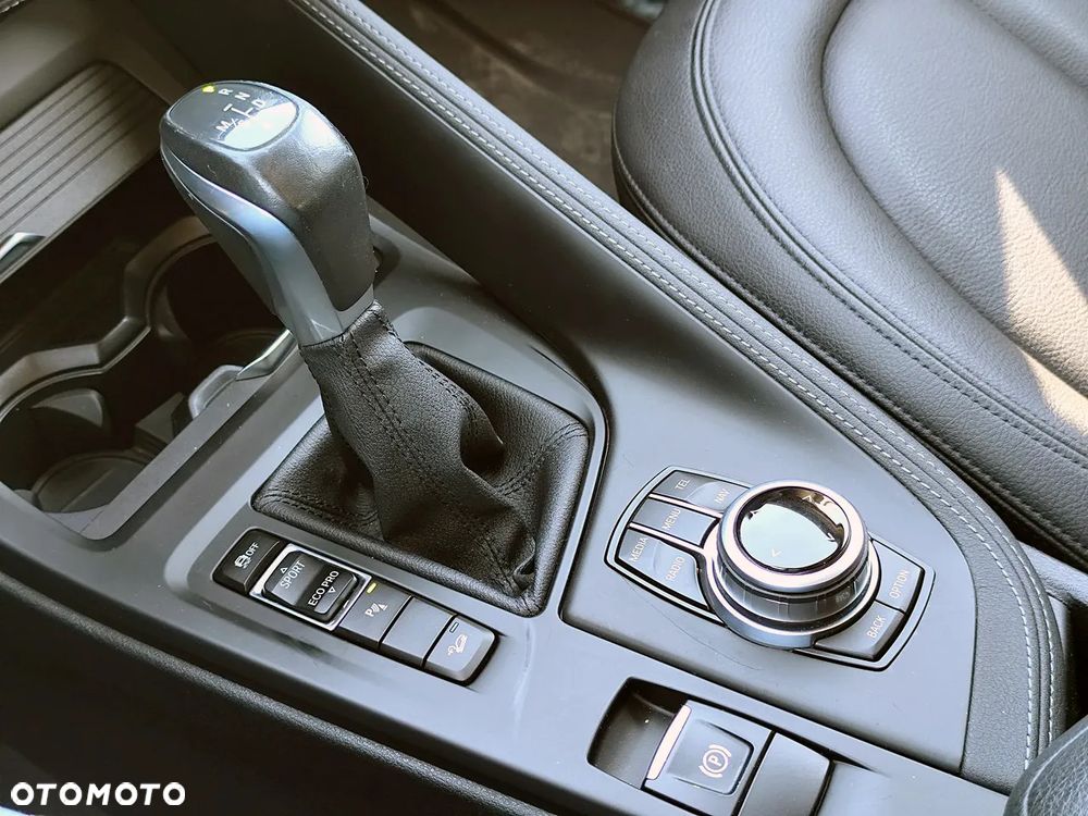 BMW X1 xDrive28i Sport Line - 19