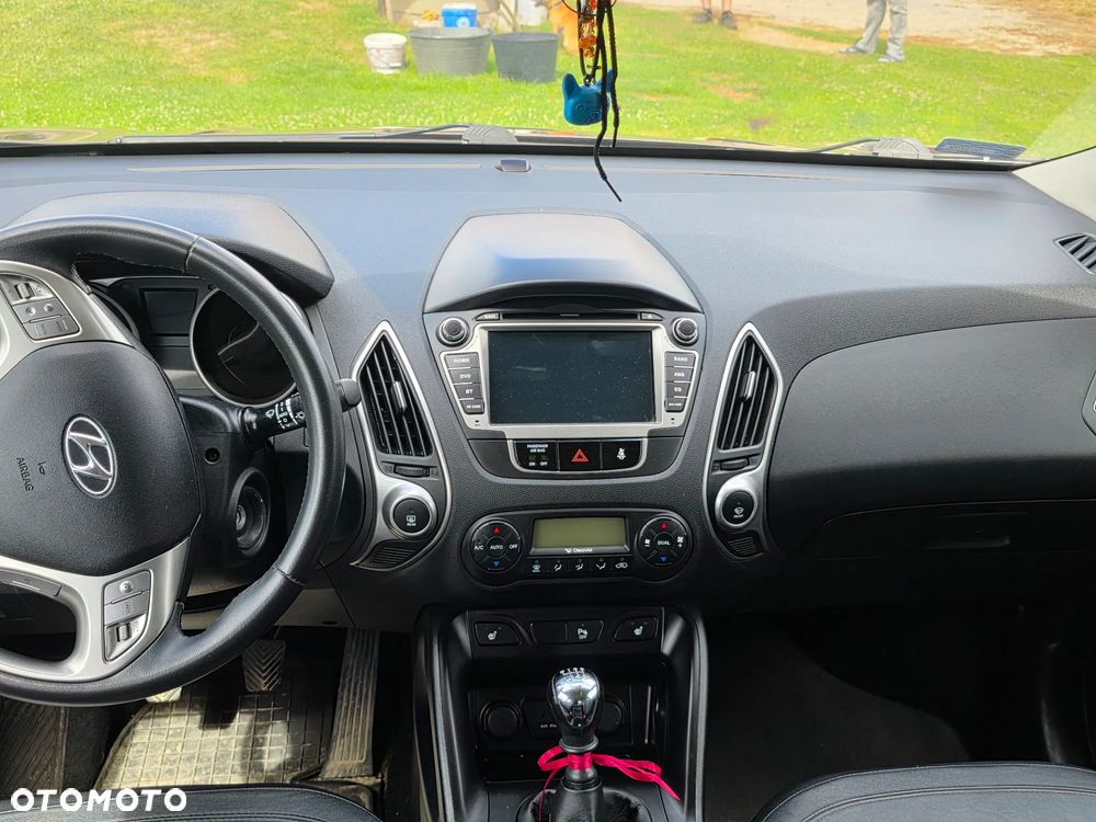 Hyundai ix35 - 11