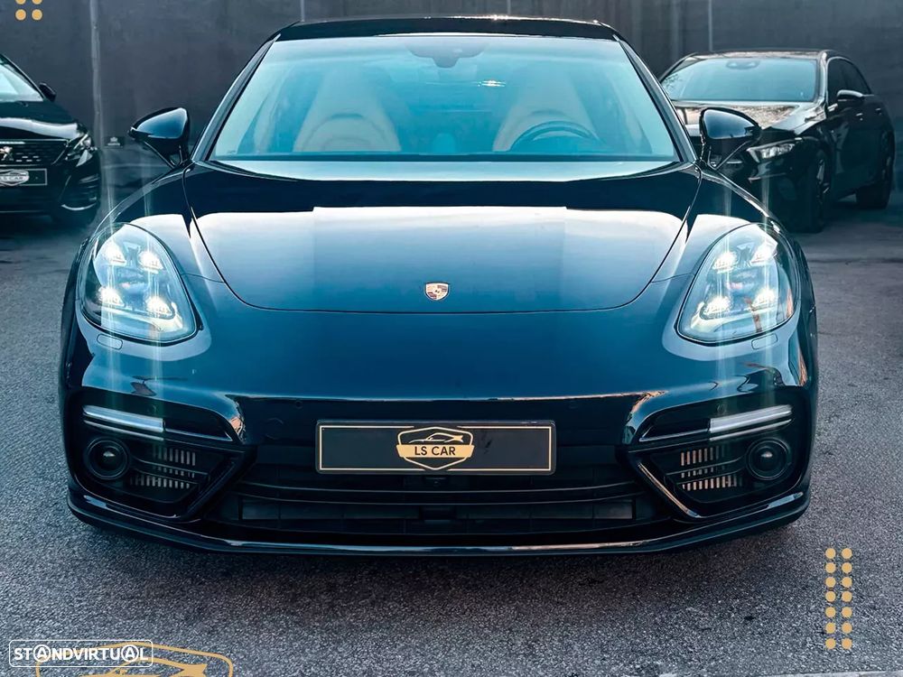 Porsche Panamera Turbo S - 17