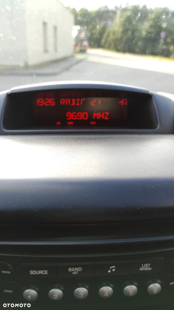 Peugeot Partner 1.6 HDi Active - 21