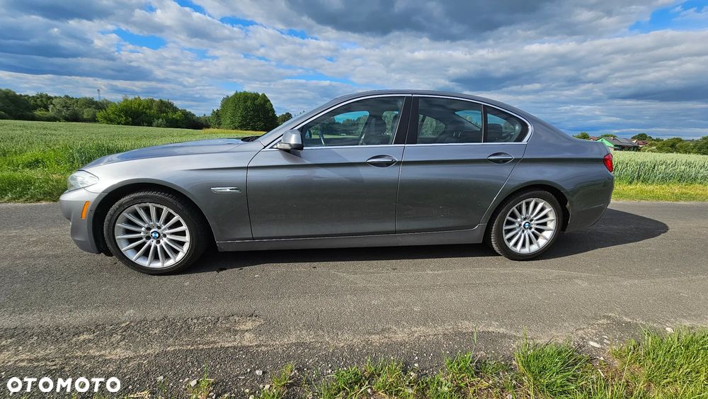 BMW Seria 5 535i xDrive Sport-Aut Luxury Line - 4