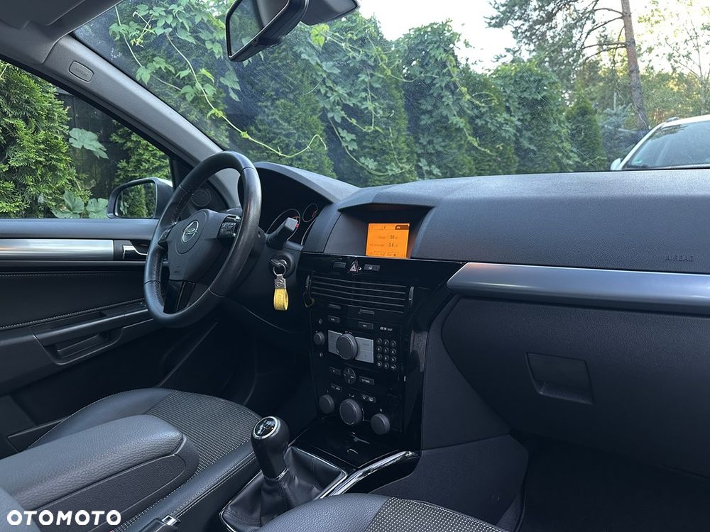 Opel Astra 1.6 Exklusiv - 21