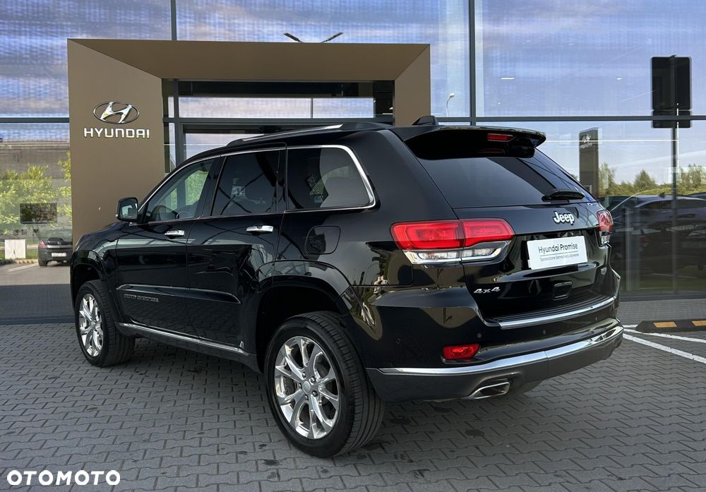 Jeep Grand Cherokee - 9