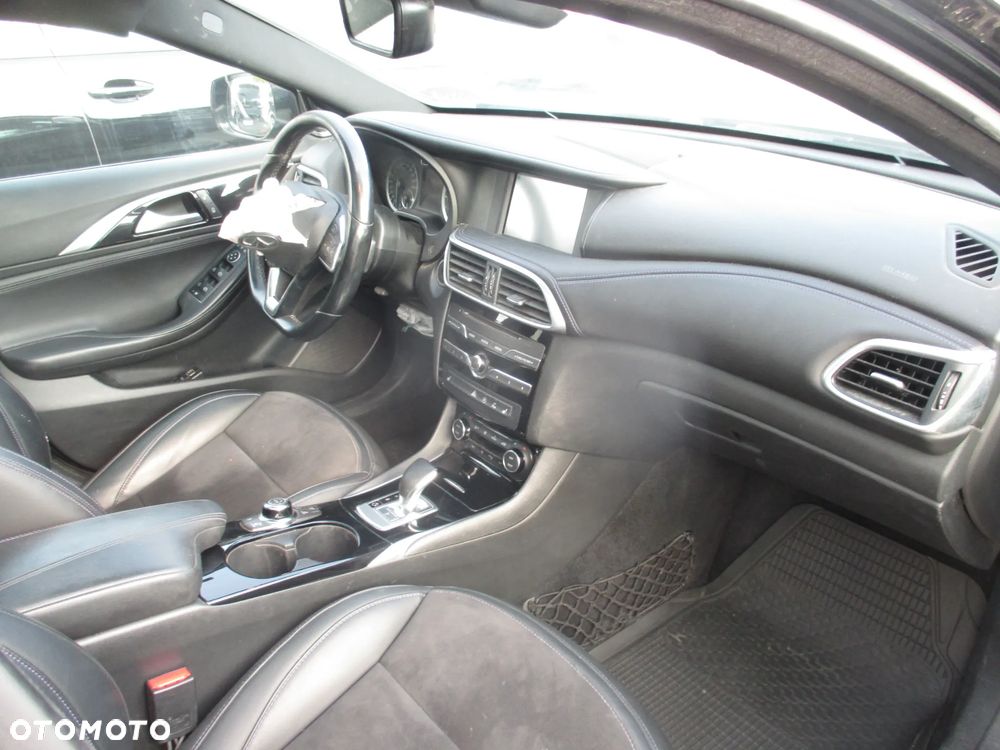 Infiniti Q30 2.2d DCT AWD Sport City Black - 6