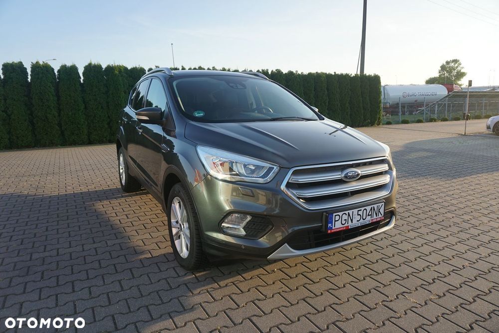Ford Kuga 2.0 TDCi FWD Titanium - 29