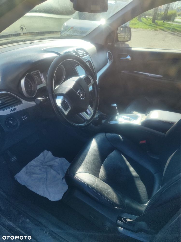 Dodge Journey - 10